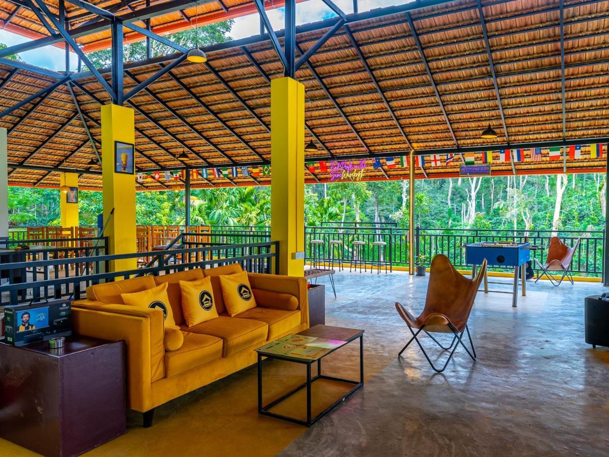 The Hosteller Coorg Rainforest, 马迪凯里 外观 照片